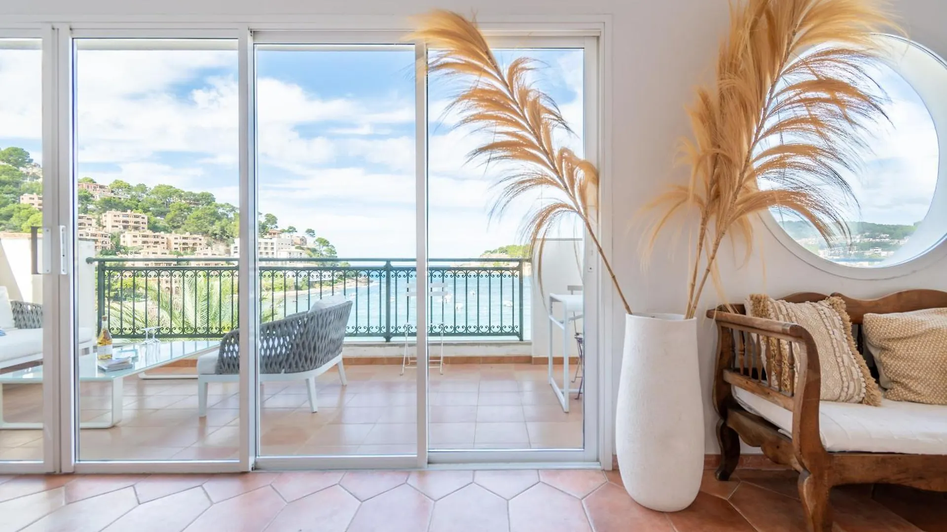 Beachfront Apartment Port De Soller 0*,  Spain